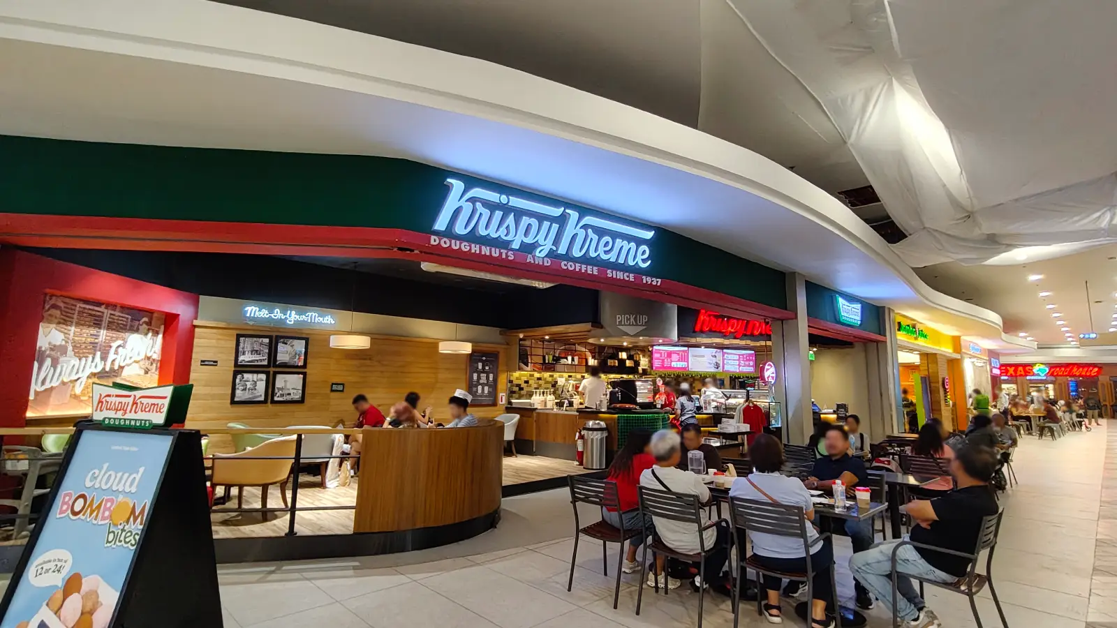 KRISPY KREME in TriNoma